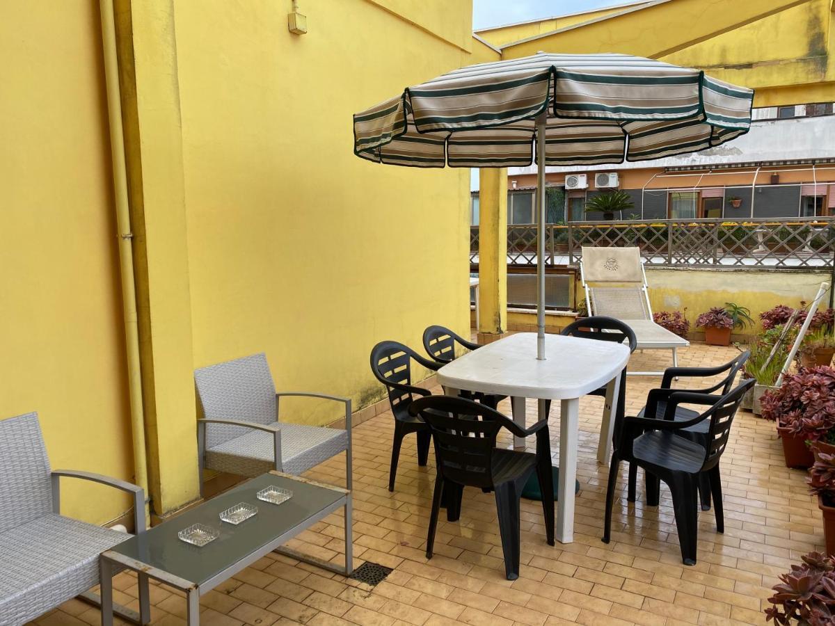 Appartamento Zia Gesina Lido di Ostia Eksteriør billede