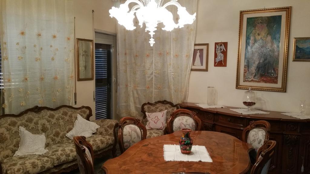 Appartamento Zia Gesina Lido di Ostia Eksteriør billede